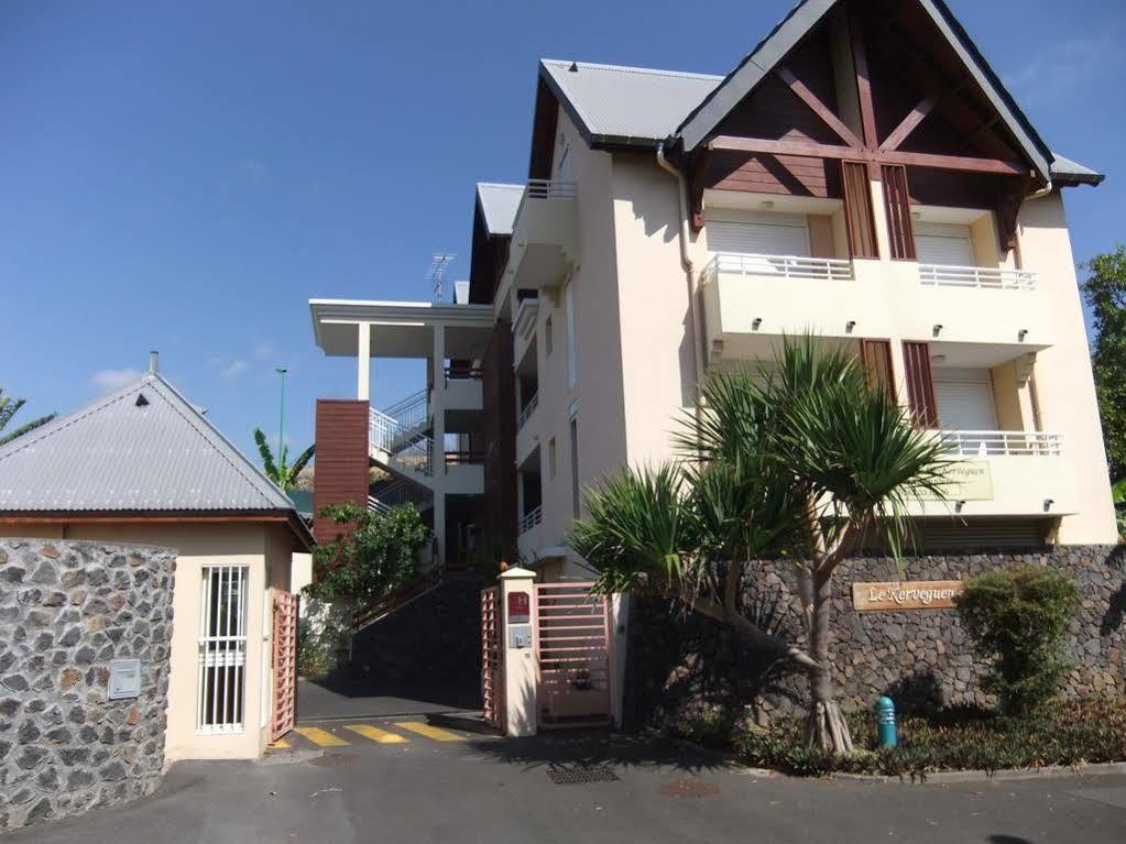 Le Kerveguen Hotel Saint-Gilles Les Bains Exterior photo